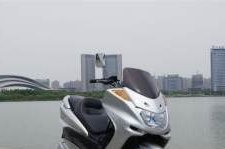 雄狮电动车,引领绿色出行新潮流