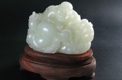 和田玉摆件,传承千年文化，彰显艺术魅力