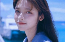 头像女生简单气质,展现女性独特魅力的视觉艺术”